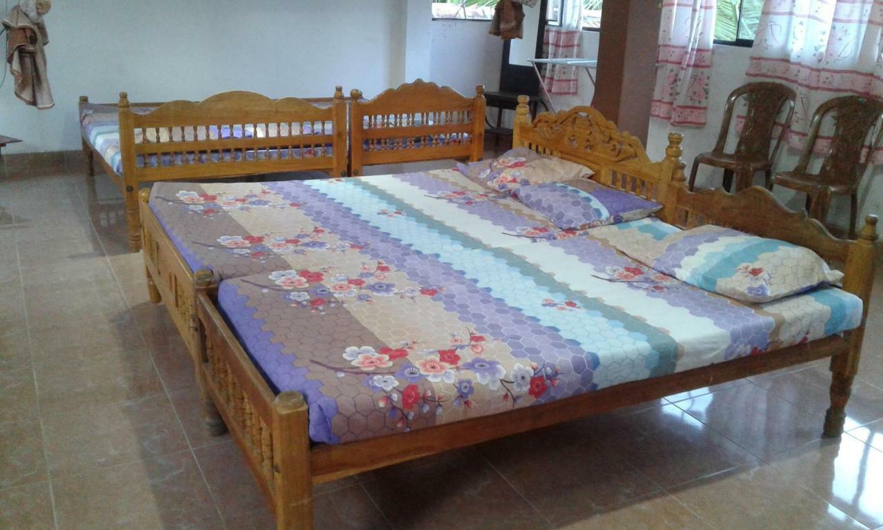 Kunam Beach Rest Inn Batticaloa Quarto foto